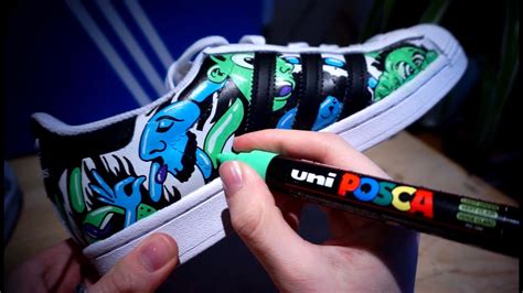 how to customise trainers.